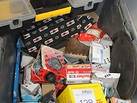 Bevestigingsmaterialen en koppelstukken in kunststof krat. - afbeelding 3 van  3