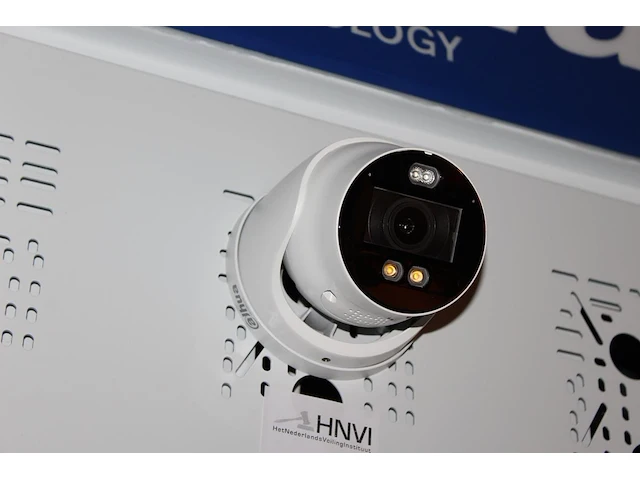 Bewakingscamera alhua model dh-ipc-hdw3849h-zas-pv - afbeelding 1 van  3