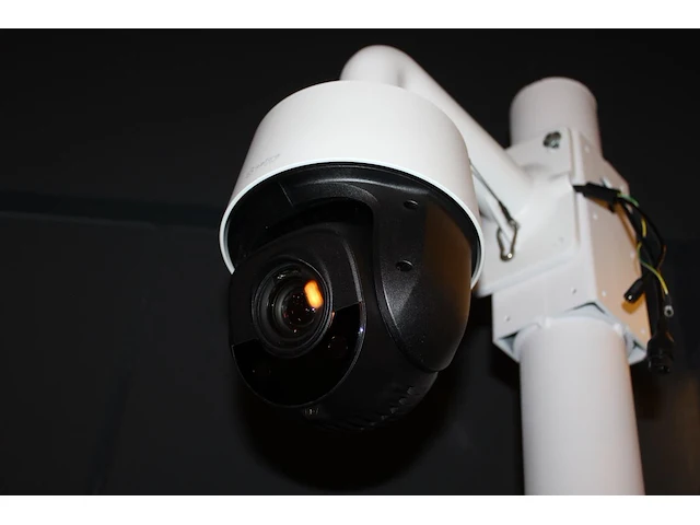 Bewakingspaal met camera safire type speed dome ip camera 1080 poe onvif - afbeelding 3 van  4