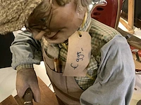 Bewegend decoratieve schoenmaker - afbeelding 9 van  10