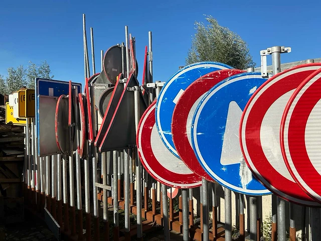 Bewegwijzering borden bewegwijzering - afbeelding 20 van  21