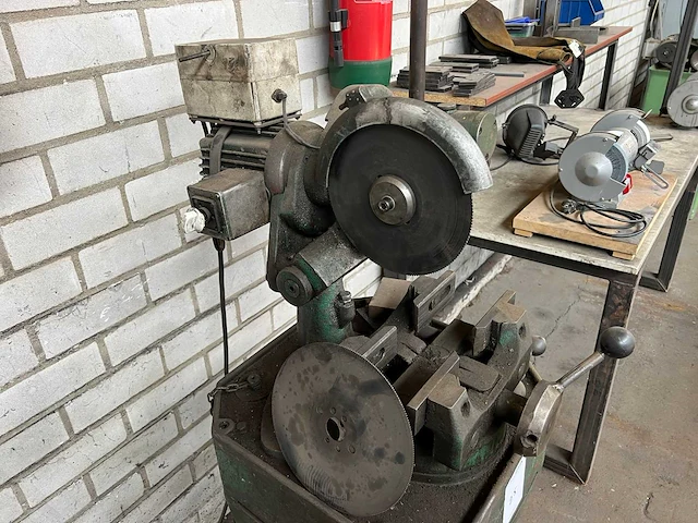 Bewo - afkortcirkelzaagmachine - afbeelding 3 van  4