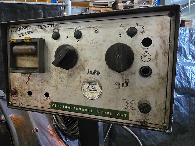 Bewo - b 2 - verticale bandzaagmachine - afbeelding 6 van  7