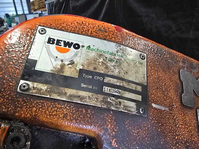 Bewo - b 2 - verticale bandzaagmachine - afbeelding 7 van  7
