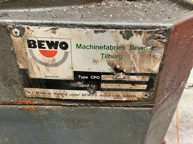 Bewo afkortcirkelzaagmachine - afbeelding 5 van  7