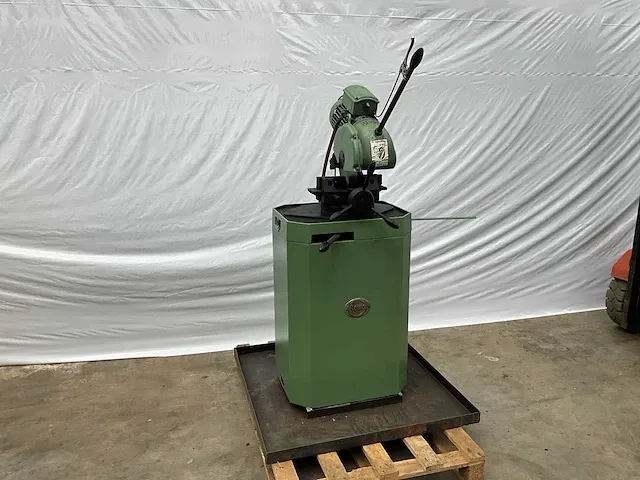 Bewo afkortcirkelzaagmachine - afbeelding 1 van  5