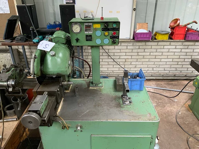 Bewo afkortcirkelzaagmachine - afbeelding 3 van  7