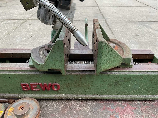 Bewo beugelzaagmachine - afbeelding 7 van  9