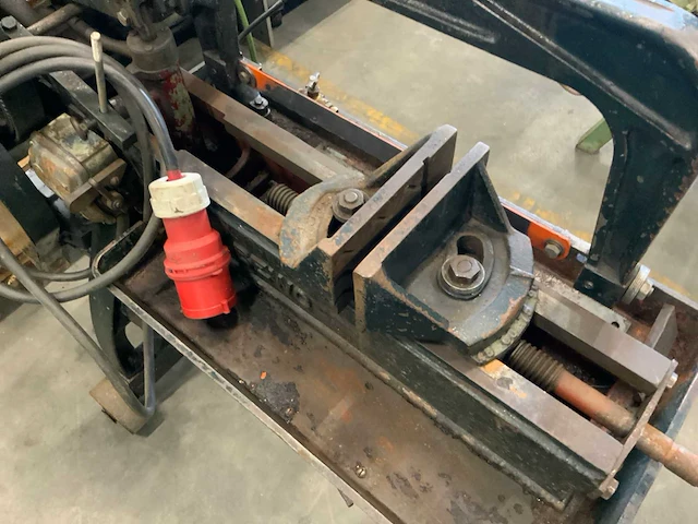 Bewo beugelzaagmachine - afbeelding 4 van  4