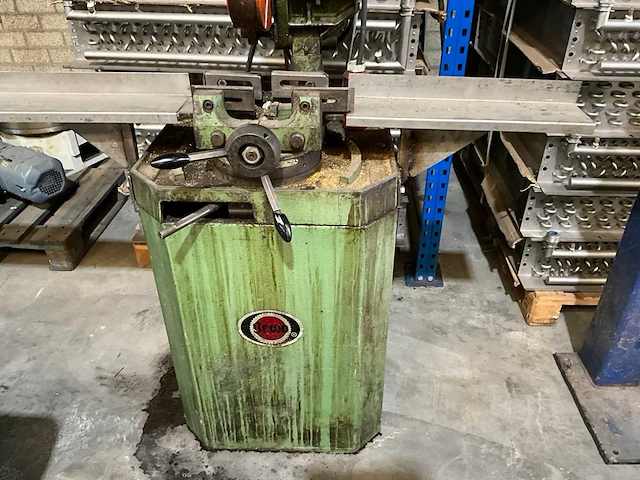 Bewo cpo250 afkortcirkelzaagmachine - afbeelding 2 van  7