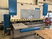 Beyeler - 1999 - pr6 - cnc kantbank - afbeelding 1 van  7