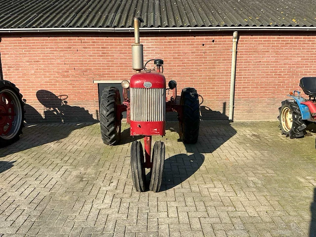 B.f. avery r oldtimer tractor - afbeelding 11 van  16