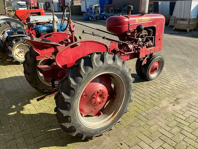 B.f. avery r oldtimer tractor - afbeelding 12 van  16