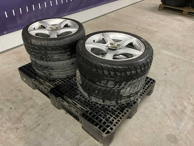 Bfgoodrich bandenset - afbeelding 2 van  4
