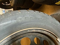Bfgoodrich g-force winterband op velg 195/55r16 (4x) - afbeelding 4 van  5