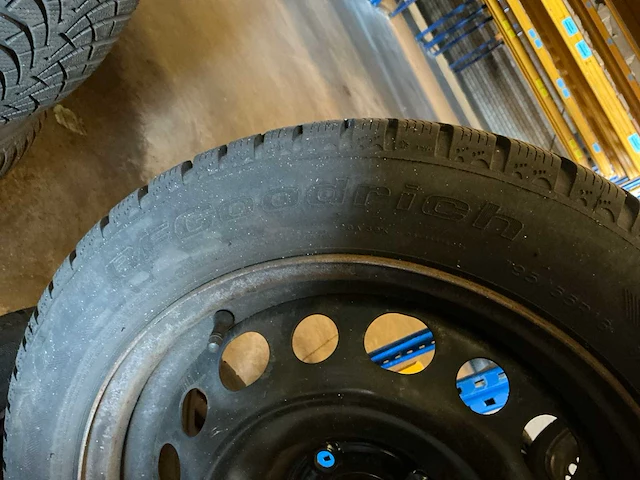 Bfgoodrich g-force winterband op velg 195/55r16 (4x) - afbeelding 5 van  5