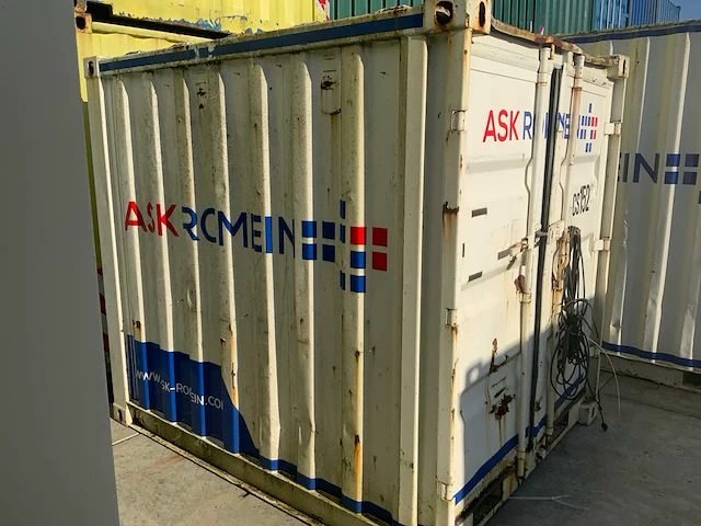 Bhv 8ft zeecontainer - afbeelding 8 van  13
