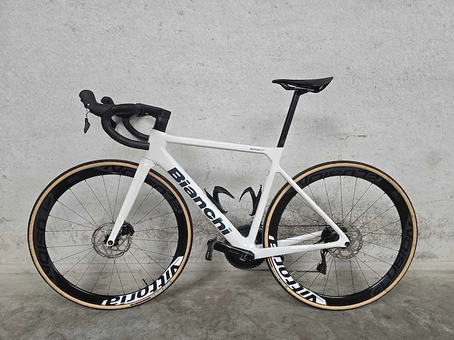 Bianchi - sprint - racefiets - afbeelding 1 van  7