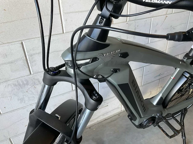 Bianchi e-omnia t-type xt bosch 625wh elektrische fiets - afbeelding 8 van  14
