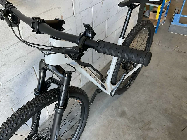 Bianchi nitron 9.4 xt deo 1x12 sp mountainbike - afbeelding 9 van  12