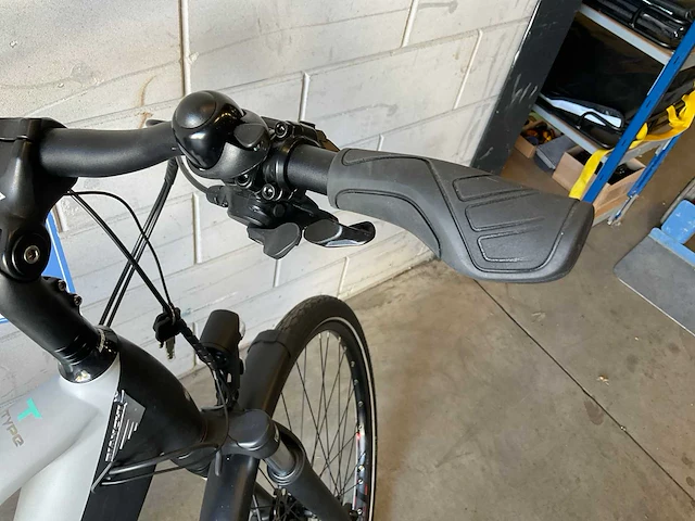Bianchi t-tronik t-type step through elektrische fiets - afbeelding 2 van  10