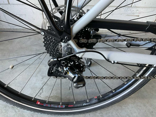 Bianchi t-tronik t-type step through elektrische fiets - afbeelding 9 van  10