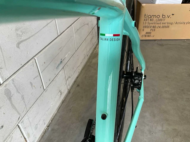 Bianchi via nirone 7 105 disc racefiets - afbeelding 13 van  14