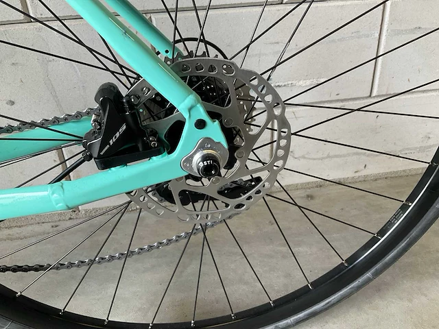 Bianchi via nirone 7 105 disc racefiets - afbeelding 11 van  13