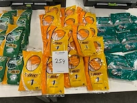 Bic/ wilkinson partij scheermessen - afbeelding 4 van  7