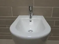 Bidet wandmodel, glans wit - afbeelding 6 van  12