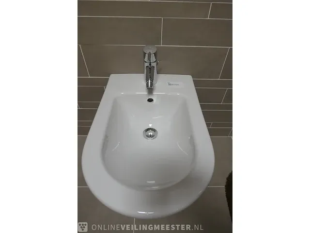 Bidet wandmodel, glans wit - afbeelding 7 van  12