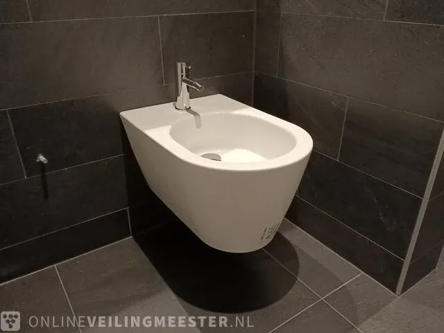 Bidet - afbeelding 1 van  6