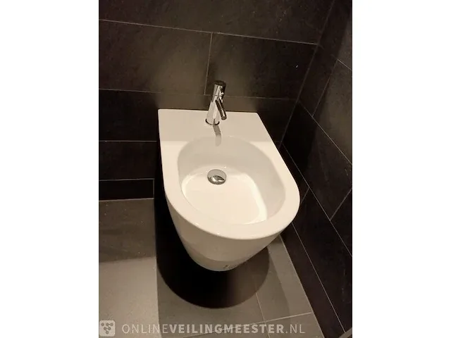 Bidet - afbeelding 4 van  6