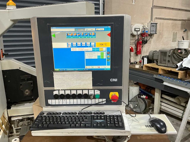 Biesse - 2006 - akron 850 - kantaanlijmmachine - afbeelding 24 van  26