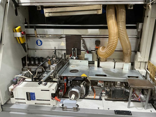 Biesse - 2006 - akron 850 - kantaanlijmmachine - afbeelding 25 van  26