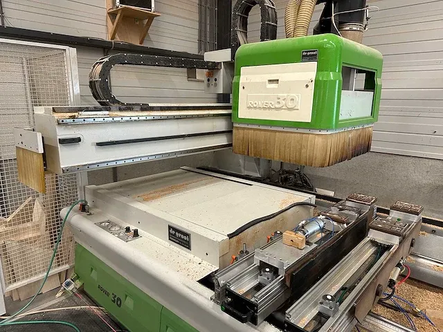 Biesse - rover 30 l3 - cnc-bewerkingscentra - 2000 - afbeelding 8 van  16