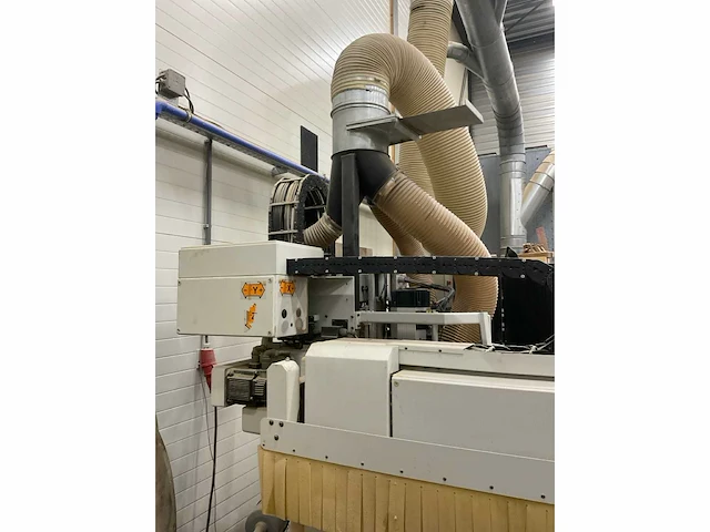 Biesse rover 23 cnc-freesmachine - afbeelding 8 van  26
