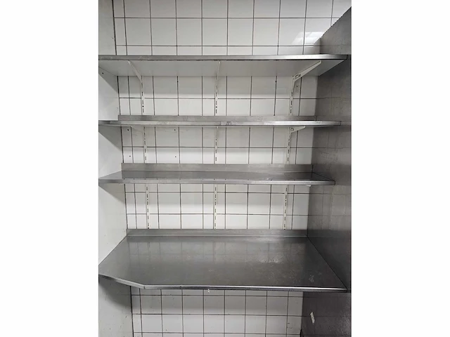 Bijkerk gastronomie - rvs-trespa keukenopstelling met spoelbak - afbeelding 2 van  11
