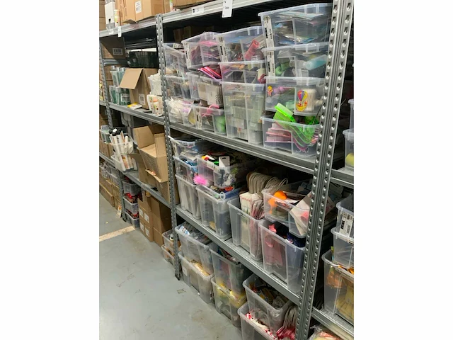 Bijouterie en consumentengoederen (2000x) - afbeelding 2 van  8