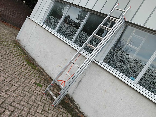 Bijstede - ladder - afbeelding 2 van  5