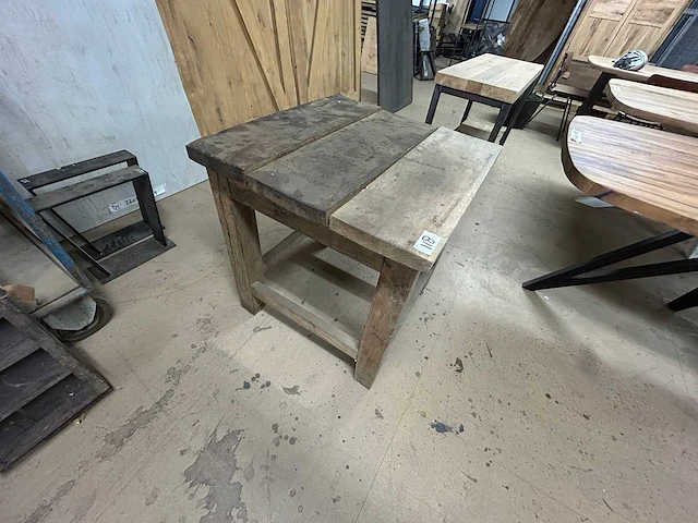 Bijzettafel (70 x 70) - afbeelding 2 van  3