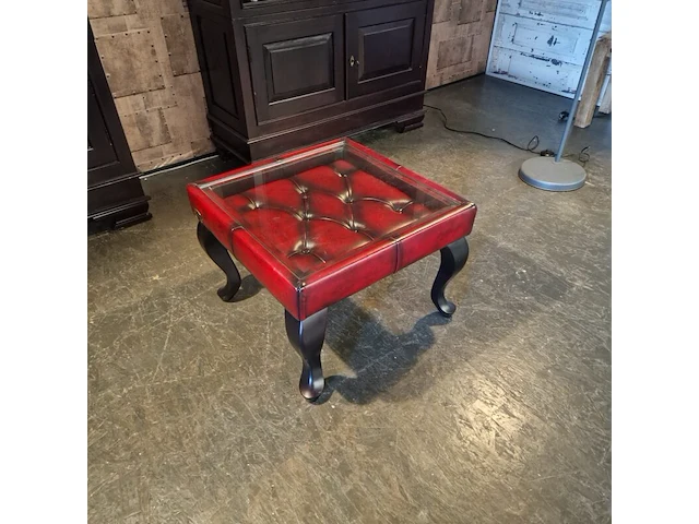 Bijzettafel chesterfield, leeds, rood - afbeelding 1 van  3