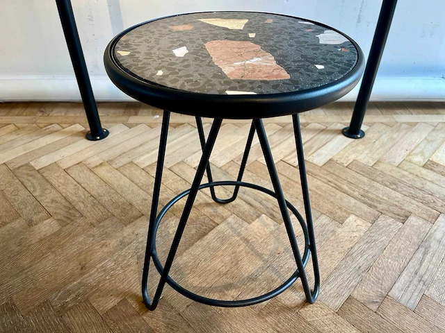 Bijzettafel met marmeren blad - afbeelding 1 van  4