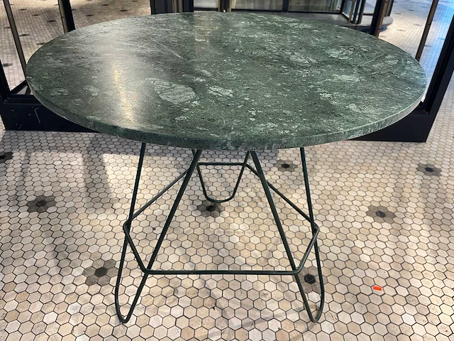 Bijzettafel met marmeren blad - afbeelding 1 van  4