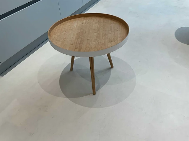 Bijzettafel - afbeelding 1 van  2