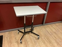 Bijzettafel - afbeelding 1 van  3