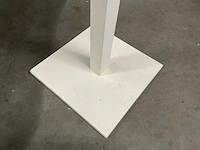 Bijzettafels (5x) en statafel - afbeelding 6 van  7