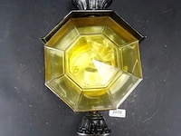 Bijziendere wandlamp met dik glas