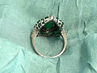 Bijzondere ring met natuurlijke edelstenen en diamant - afbeelding 3 van  7