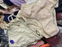 Bikini's en dames ondergoed, hunkemöller, avenue body, mix kleuren - afbeelding 4 van  18